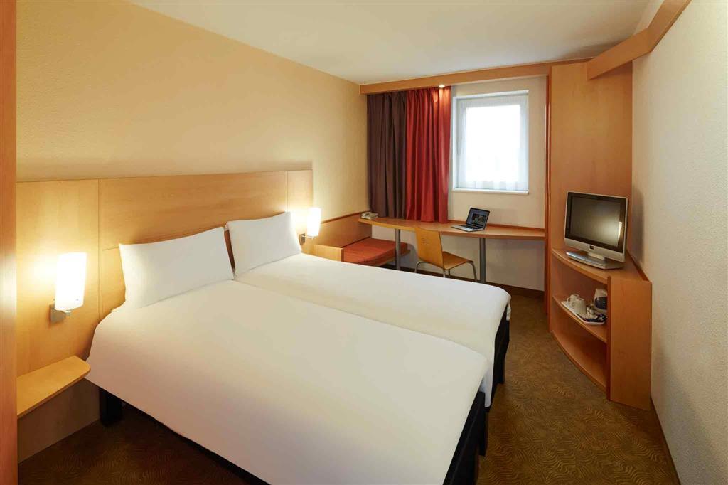Novotel Centre Hotel